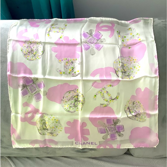 LOVELY AUTHENTIC CHANEL SCARF 💖💖 - Picture 2 of 8